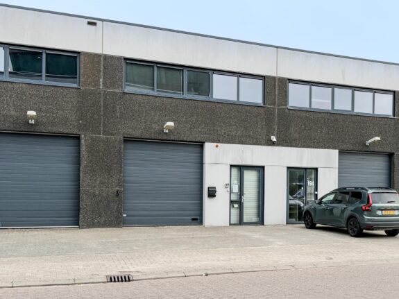 Pampuslaan 196, Weesp
