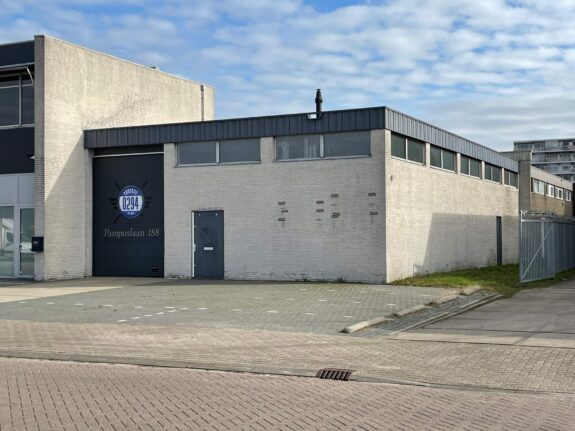 Pampuslaan 188, Weesp