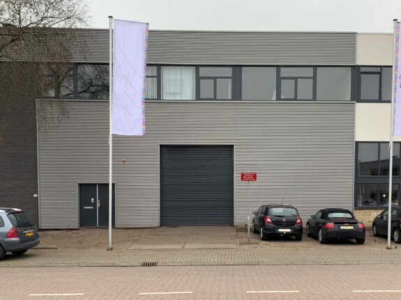 Pampuslaan 75, Weesp