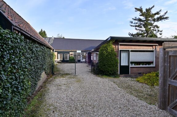 Lingenskamp 17A, Laren