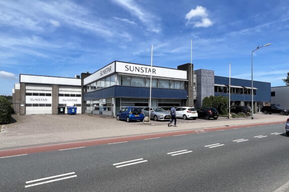 Hogeweyselaan 221, Weesp