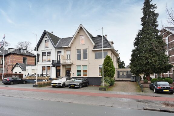 Brinklaan 32, Bussum