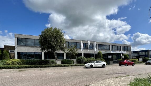 Pampuslaan 186, Weesp