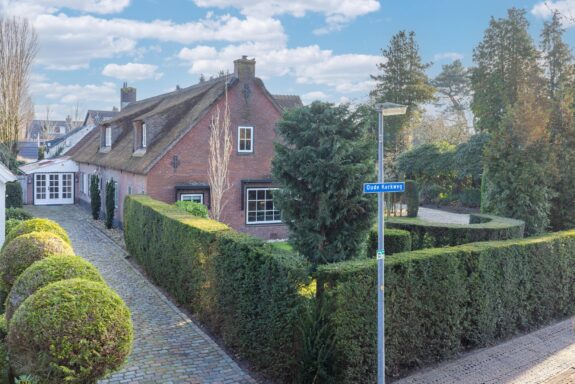 Oude Kerkweg 9, Laren