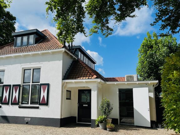 Torenlaan 27a, Laren