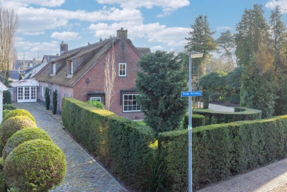 Oude Kerkweg 9, Laren