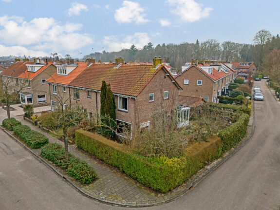 Rembrandtlaan 12, Loosdrecht