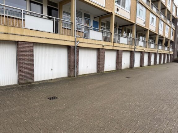Karel Doormanlaan div. garages 0ong, Hilversum