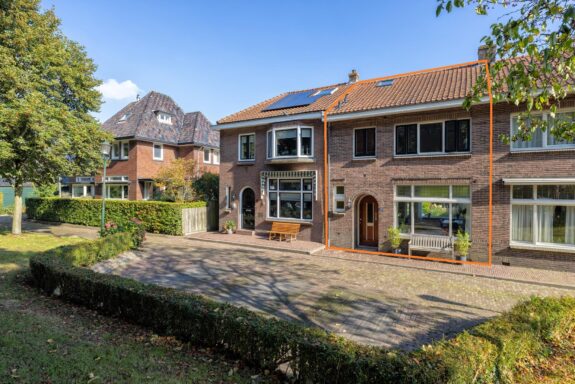 Burgemeester de Raadtsingel 13, Muiden