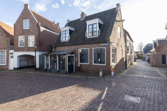 Naarderstraat 6, Muiden