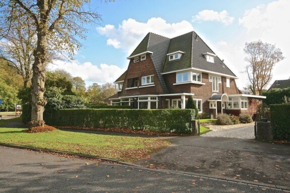 Rembrandtlaan 4, Naarden