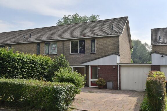 Riet 7, Huizen