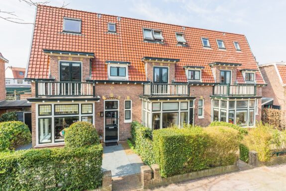 Albert Grootlaan 5, Naarden