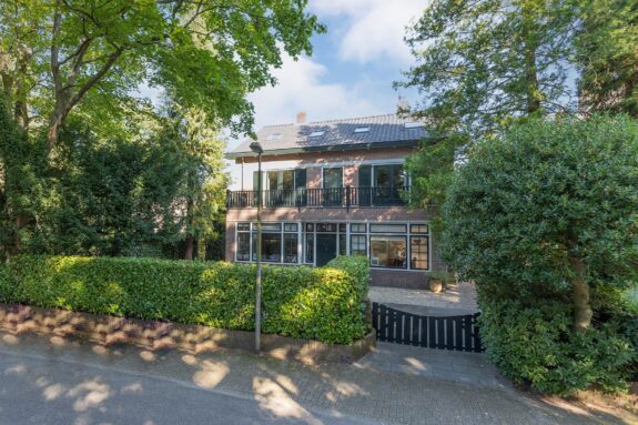Willemslaan 28, Bussum
