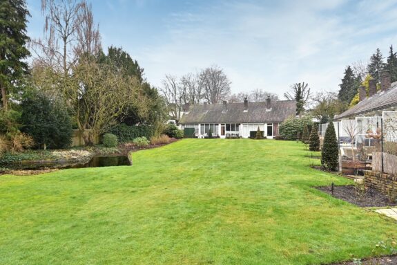 Hoge Naarderweg 13, Hilversum