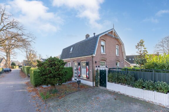 Boekweitskorrel 12, Laren