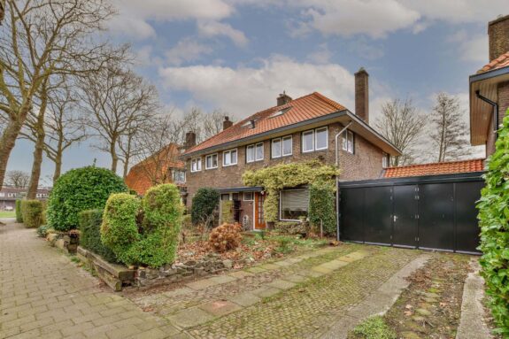 Jan ter Gouwweg 24, Naarden