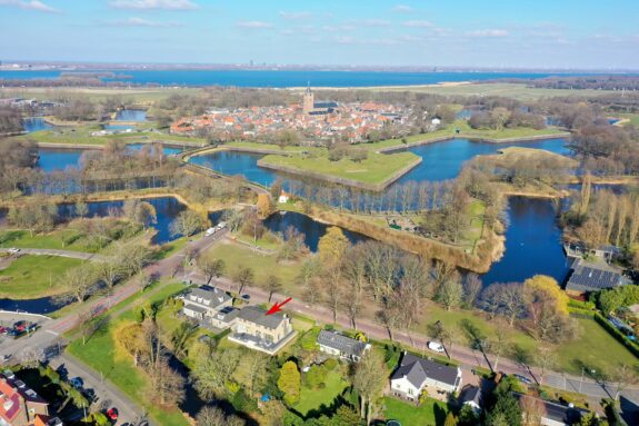 Alexanderlaan 3, Naarden