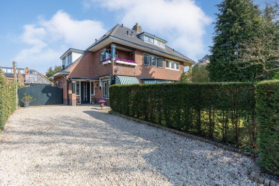 J.H. van ’t Hoffweg 35, Bussum