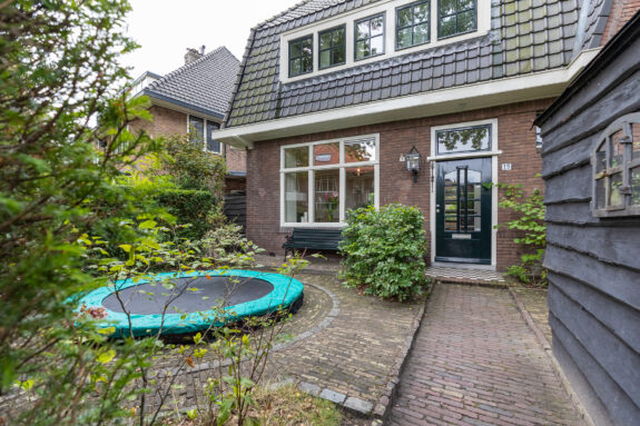 Slochterenlaan 15, Bussum