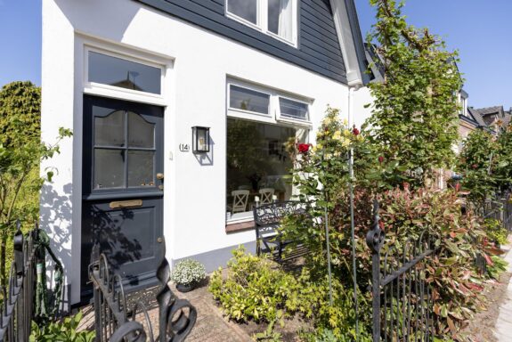 Melkweg 14, Bussum