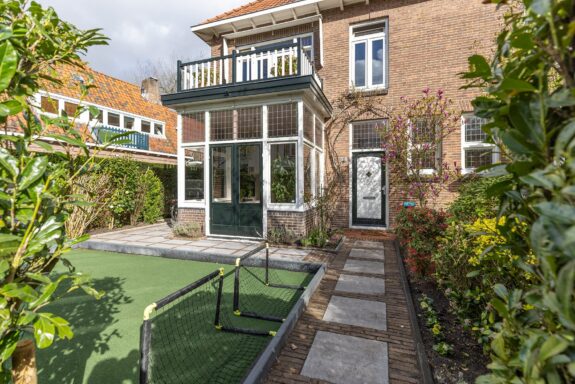 Heuvellaan 11, Bussum