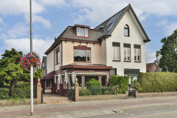 Huizerweg 35, Bussum