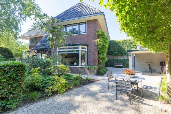 Thorbeckelaan 2, Naarden