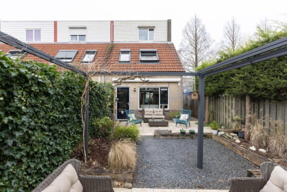 Klein Dijkland 48, Weesp