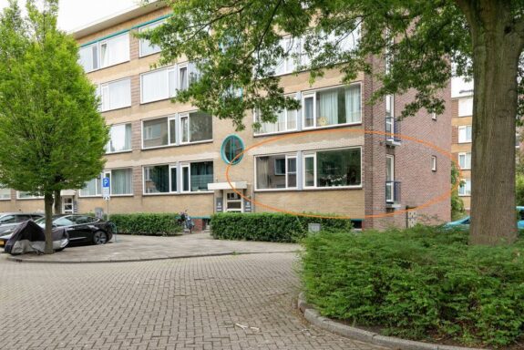 Willem de Merodestraat 2, Weesp