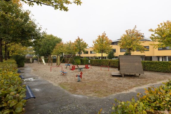 Eva de Wildeplantsoen 4, Weesp