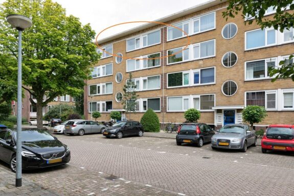 Henriette Roland Holsthof 88, Weesp
