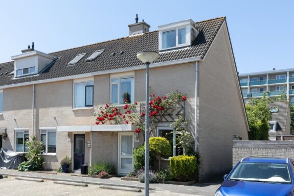 Waarschapsstraat 142, Weesp