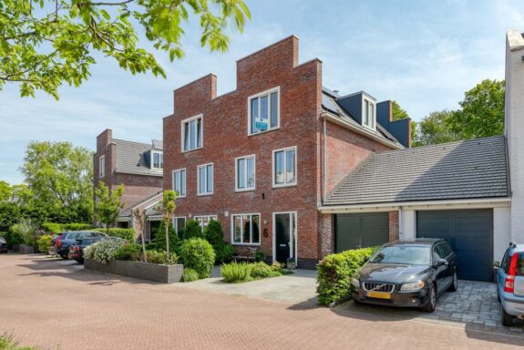 Prinses Amaliahof 6, Weesp