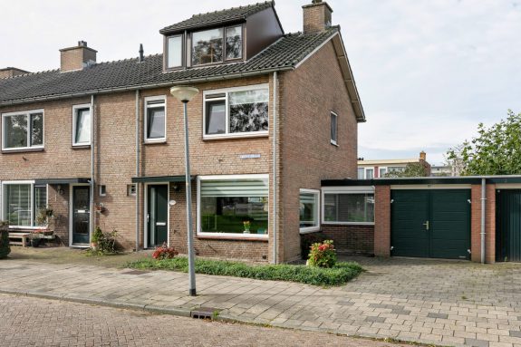 Lageweyselaan 29, Weesp