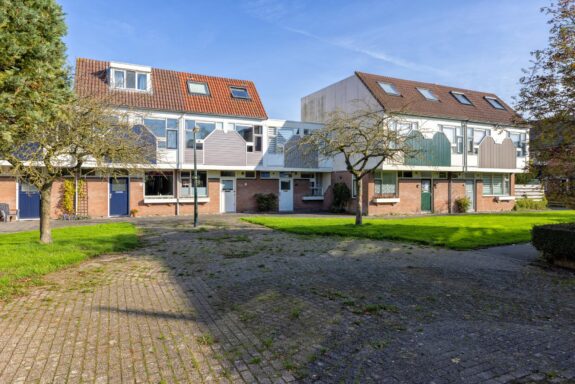 Kruisland 9, Weesp