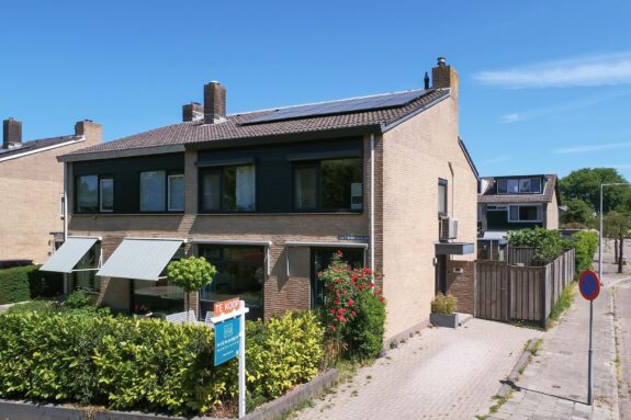 J.A.Fijnvandraatlaan 107, Weesp