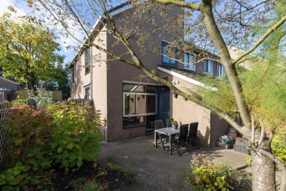 Muiderhof 4, Weesp