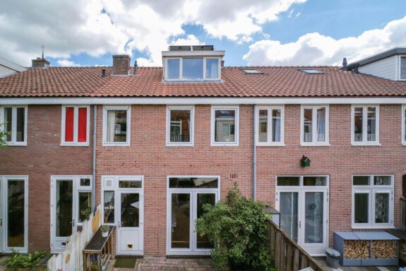 Pastoor Jansenstraat 8, Weesp