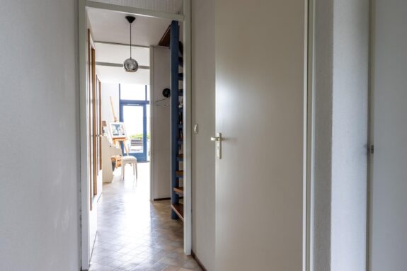 Aquamarin 102, Weesp