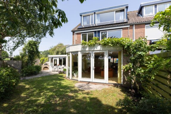 Waardijnstraat 18, Weesp
