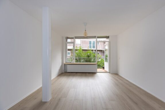 Achterherengracht 117, Weesp