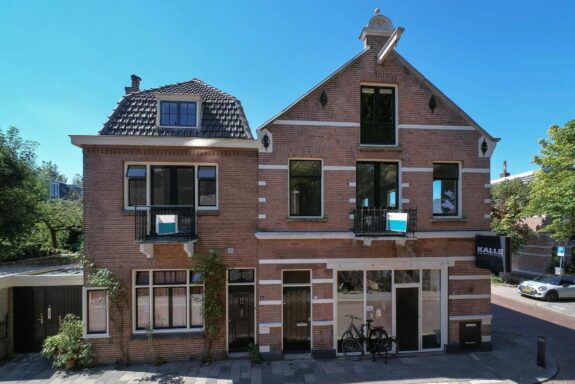 Kerklaan 3*, Weesp