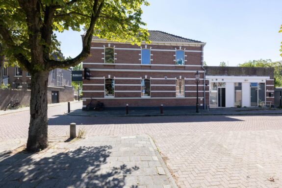 Kerklaan 3*, Weesp