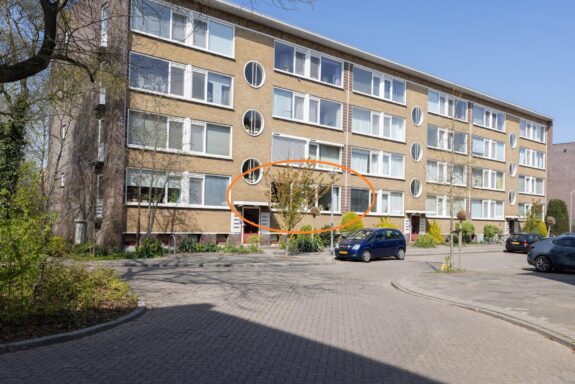 Henriette Roland Holsthof 9, Weesp